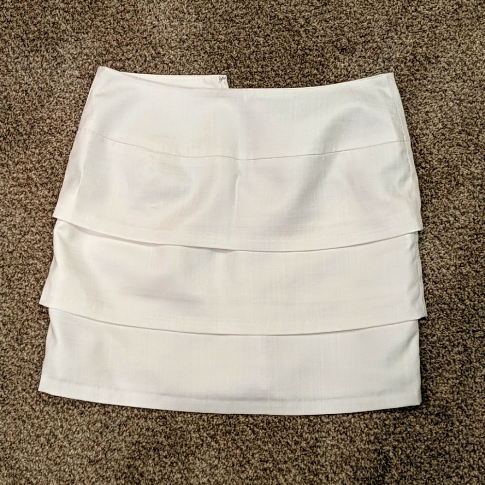 Mini skirt - Picture 3 of 4